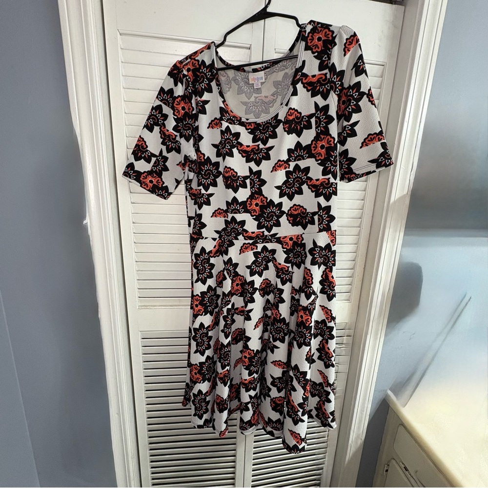 LuLaRoe Nicole Black and Peach Floral Midi Dress